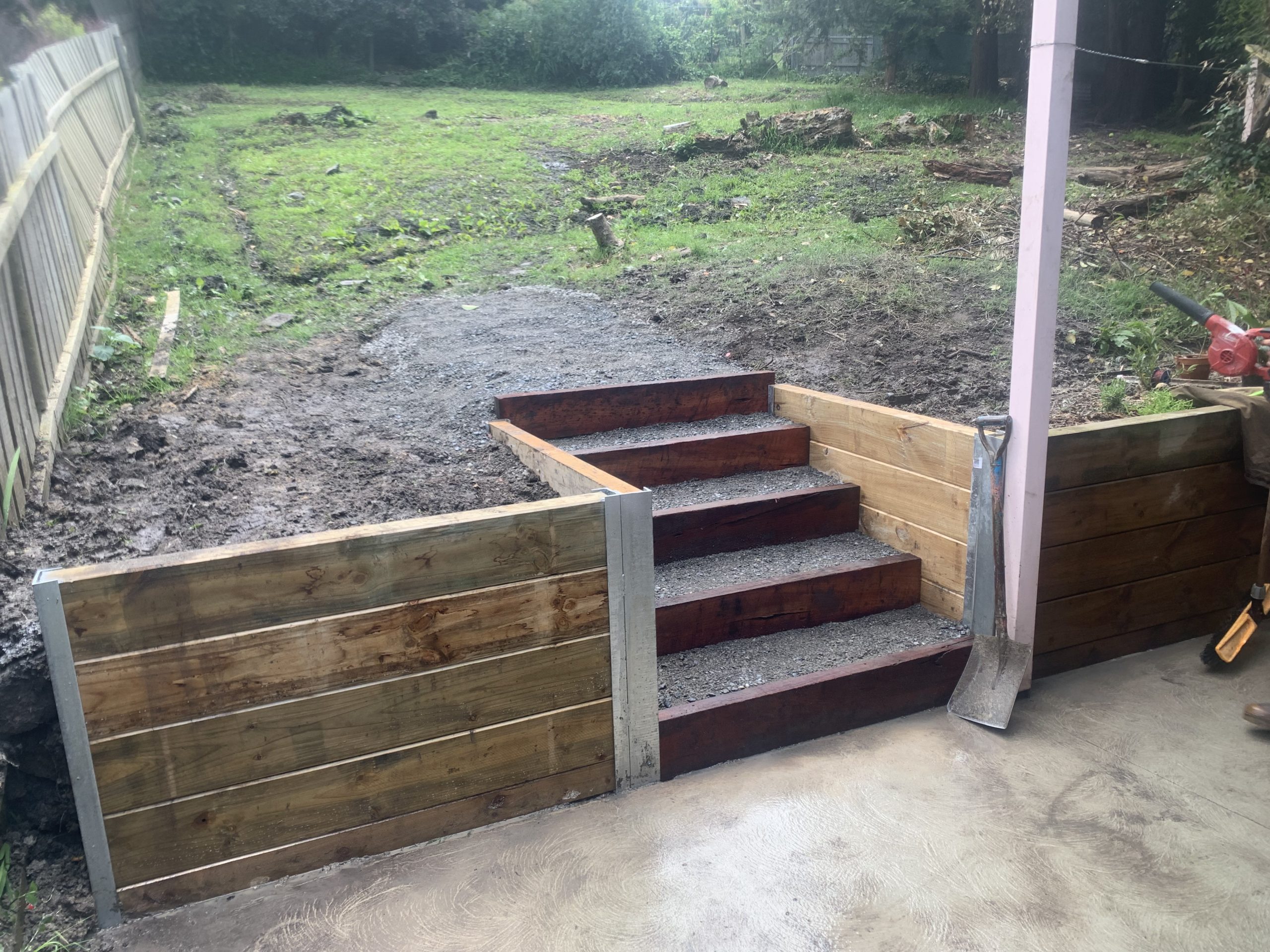 Timber retaining wall construction by End to End Carpentry Yarra Valley